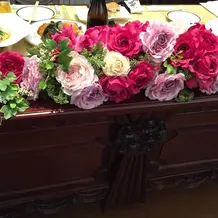 新郎・新婦テーブルの装花