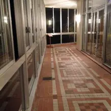 チャペルへの屋内通路