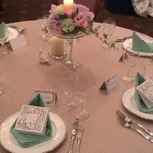 エメラルド・テーブルコーディネート