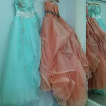 カラードレスです