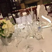 奥に見えるのが暖炉です