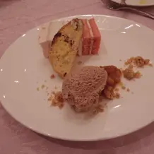ウェディングケーキとデザート