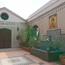 チャペル前の庭です