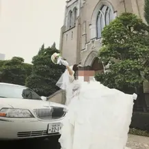 リムジンで送迎