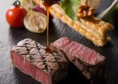 色鮮やかなシェフこだわりの料理