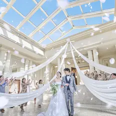 【3 全天候型の結婚式場】