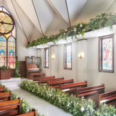 100年の時を刻む森の教会