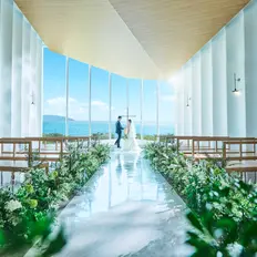 海が広がる！2つのチャペル