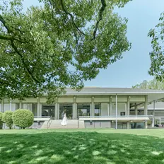 8万坪の緑に包まれる至福の一日