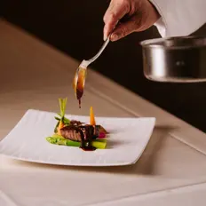 厳選食材を活かした九州フレンチ