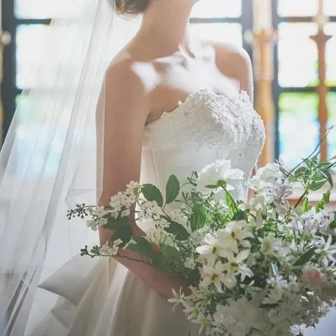 8 18 木 10 30 19 00 少人数対応 あったか家族婚 純白チャペルで感動のフォト婚 Wグランラセーレ福岡 みんなのウェディング