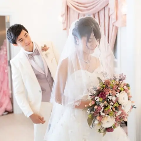 10 4 日 9 30 19 30 よくばり花嫁おすすめ カラードレス試着 特別試食 体験フェア Gran Amo グラン アーモ みんなの ウェディング