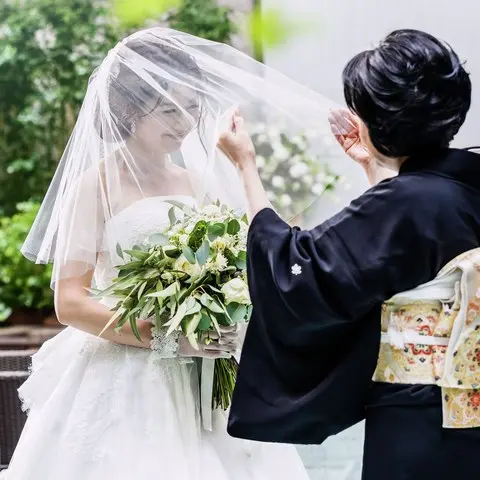2 13 日 11 00 18 00 自宅 電話 スマホでok 特典付オンライン結婚式相談 見積 30分でok Kkrホテル東京 ケイケイアールホテルトウキョウ みんなのウェディング