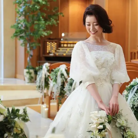 4 21 木 13 00 19 00 平日限定 憧れのドレス試着 花嫁体験フェア ホテル大阪ガーデンパレス みんなのウェディング