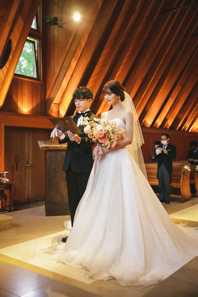 讃美歌を歌います。