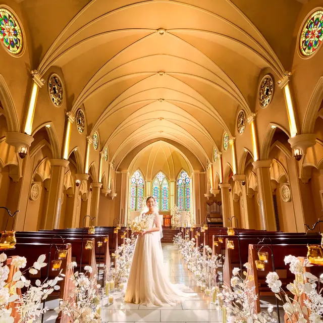 公式情報：ピアザ ララ ルーチェ/ アークベル グループで結婚式