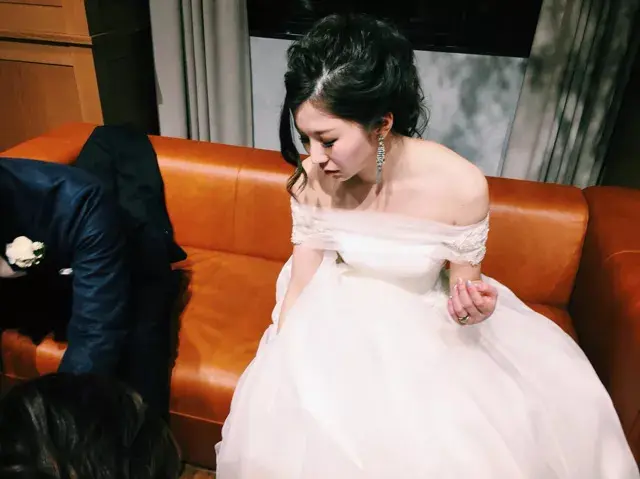 二次会の髪型は披露宴の時のままです 結婚式準備レポ みんなのウェディング