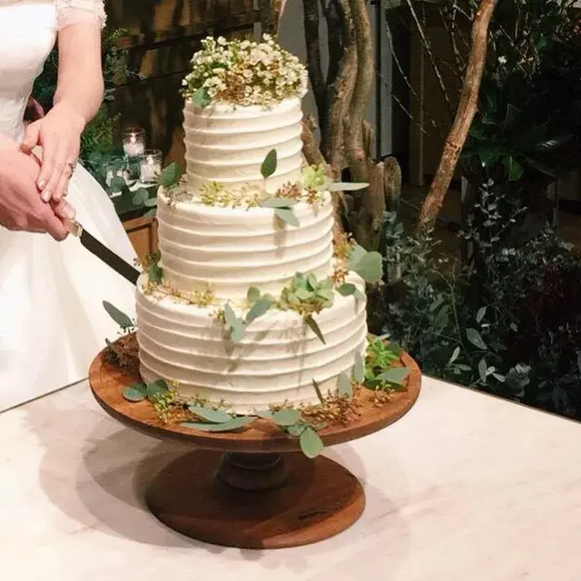 ウェディングケーキはシンプルにして 結婚式準備レポ みんなのウェディング