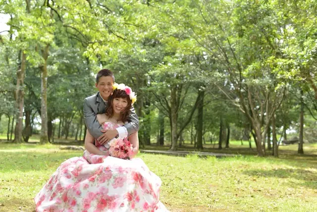 前撮りで着たカラードレス 森の 結婚式準備レポ みんなのウェディング 前撮りで着たカラードレス 森の 結婚式準備レポ みんなのウェディング