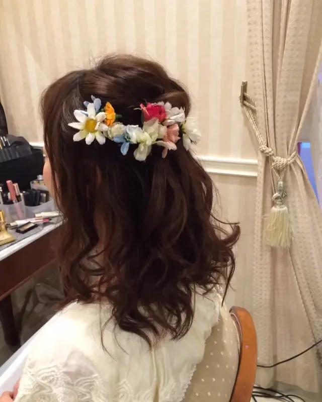 カラードレスヘアスタイル ハー 結婚式準備レポ みんなのウェディング