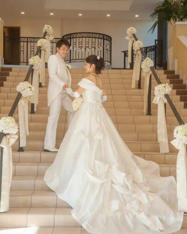 運命のドレスは後ろのデザインも リ 結婚式準備レポ みんなのウェディング