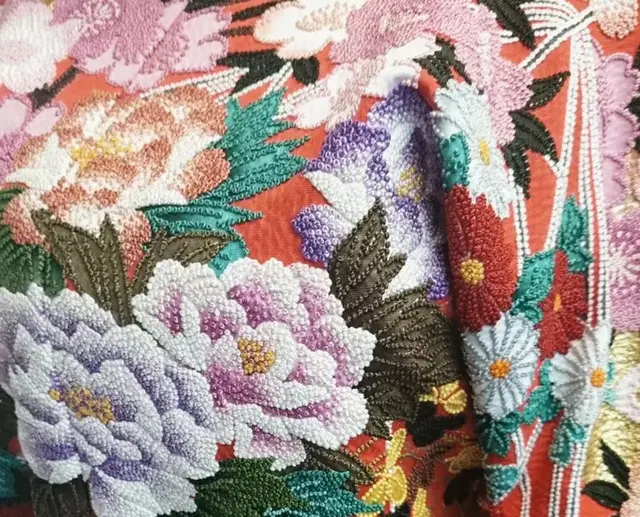 披露宴で着た色打掛は、総相良刺繍の - 結婚式準備レポ【みんなの