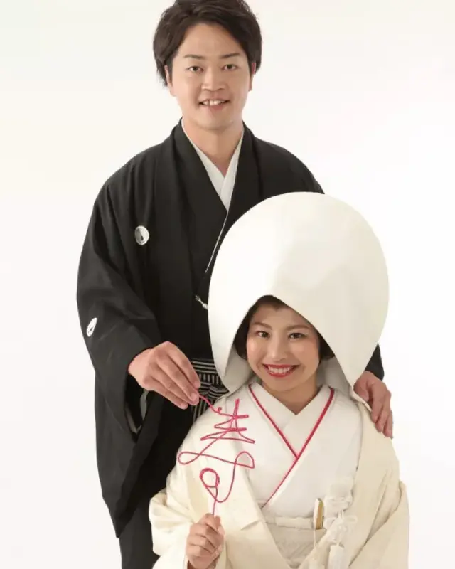 白無垢 洋髪 角隠し 綿帽子 全部 結婚式準備レポ みんなのウェディング