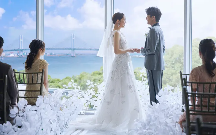 【NEWスカイチャペル誕生】みなとみらいの景色を一望できる特別空間。