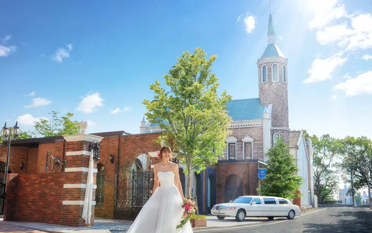 上品さと気品が調和する、優雅なデザインあふれる結婚式場