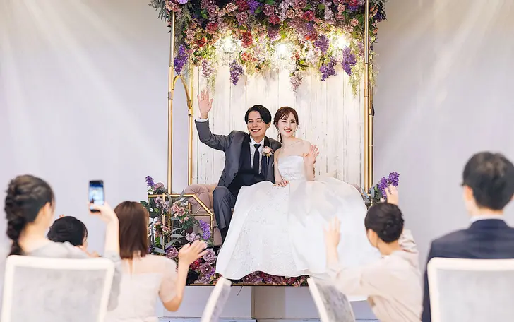 『ゴンドラ入場』を取り入れた、ドラマティックな場面演出が可能