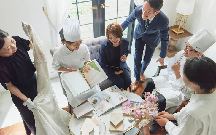 式の流れや装飾、演出に至るまでアレンジ、枠にはまらない特別な結婚式をご提案