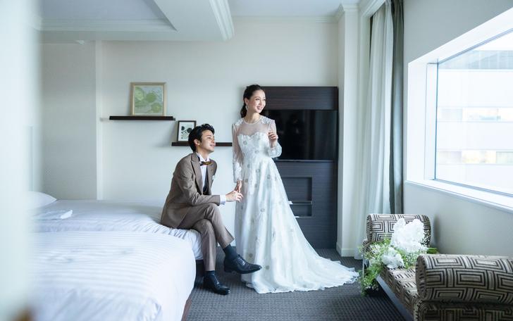 結婚式当日、ふたりの宿泊が無料になる特典付き。洗練が息づくデザイナーズ空間で感動の余韻につつまれて。