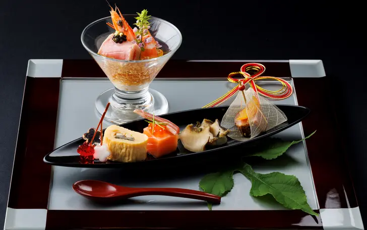 週末のブライダルフェアではフレンチと京フレンチの食べ比べもできる