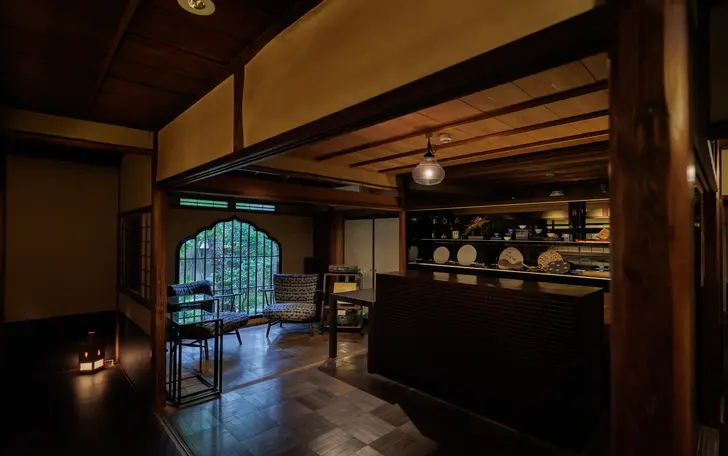 【時を超える特別な人の為の空間】現代テイストへ衣替えし、ノスタルジックとモダンを掛け合わせた上質空間