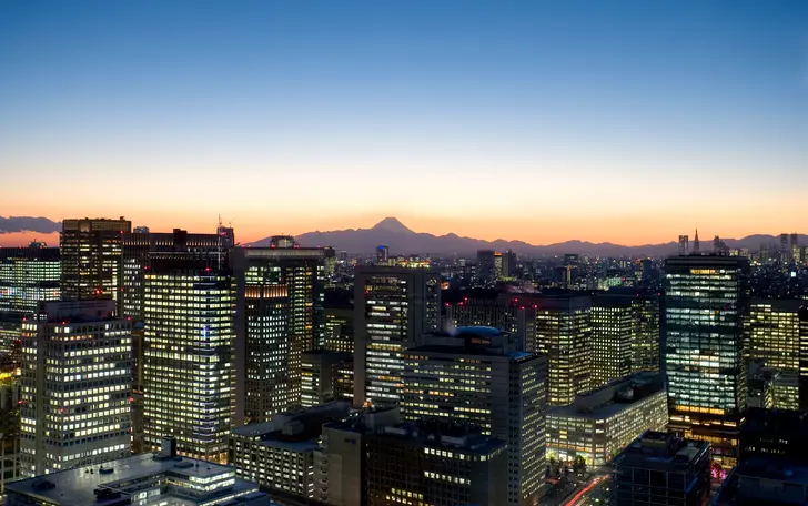 歴史が息づき、今も進化を続けるこの街はふたりの幸せがはじまる場所にふさわしく、新たなホームタウンにも