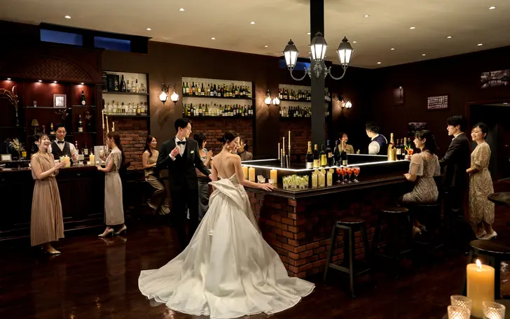 披露宴までの時間を過ごしてもらうゲスト専用ラウンジもあり、ワンフロア貸切なのもポイント。