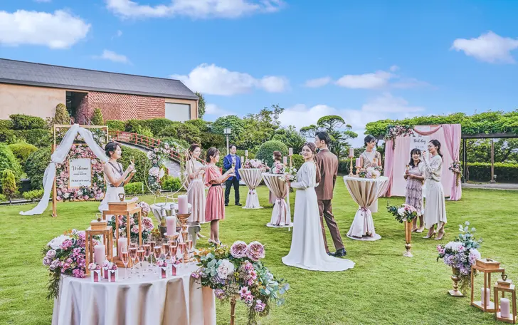 ご歓談はもちろんバルーンリリースなど多種多様な演出の実現が可能