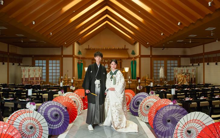 縁結びの神様である出雲大社にゆかりのある神殿
厳かな儀式で伝統的な和の挙式を
