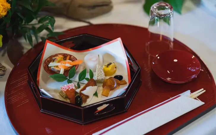 夫婦円満・子孫繁栄・鶴寿千歳・幸せへの願いを込めて作り上げる逸品