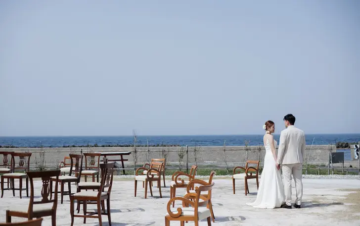 結婚式の常識や慣例にとらわれない。
二人が本当に大切にしたい想いを汲み取り、何にも縛られない1日をご提案します。