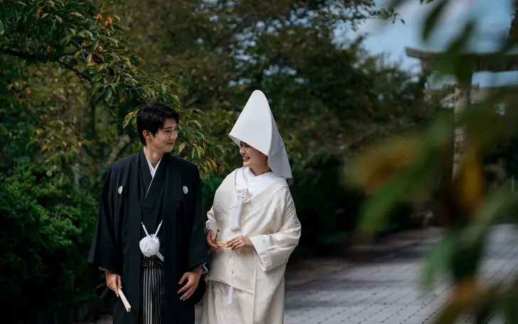 人と人を結び、家と家を結ぶ。
古き良き日本の結婚式「祝言」「神前式」も叶います。