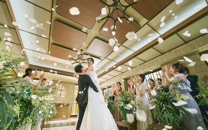 家族やお世話になった方々と近い距離で大切な瞬間を共に