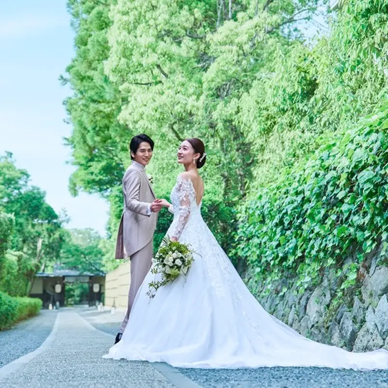 桜鶴苑（おうかくえん）で結婚式 - みんなのウェディング