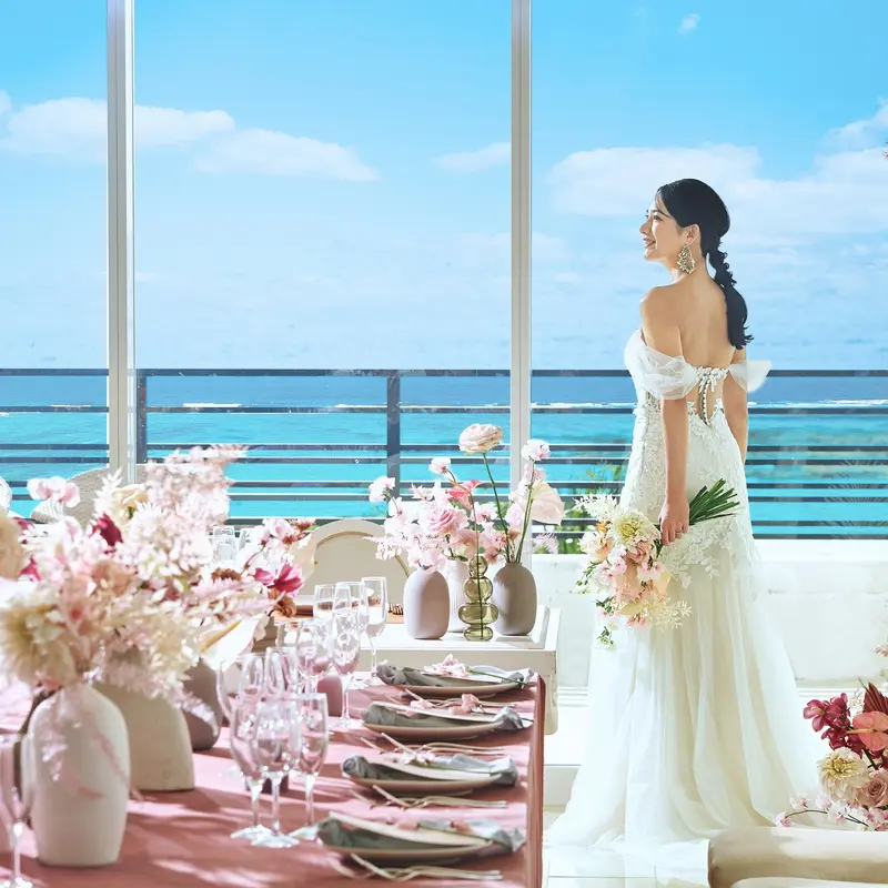 ラソール ガーデン・アリビラ クリスティア教会/ チュチュリゾート