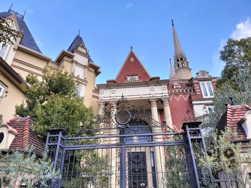 おとぎ話のような世界での結婚式