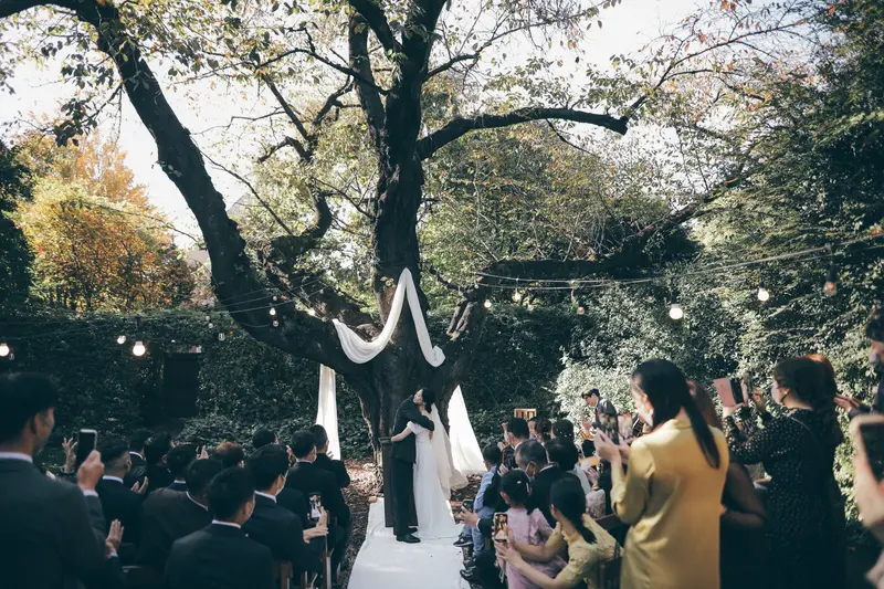 自然豊かな空間でアットホームな結婚式