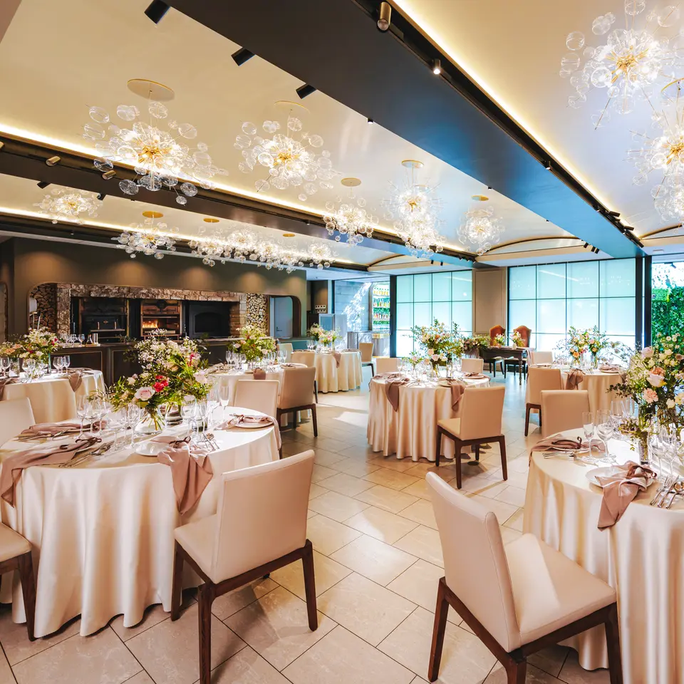 宮の森フランセス教会のメインビジュアル3