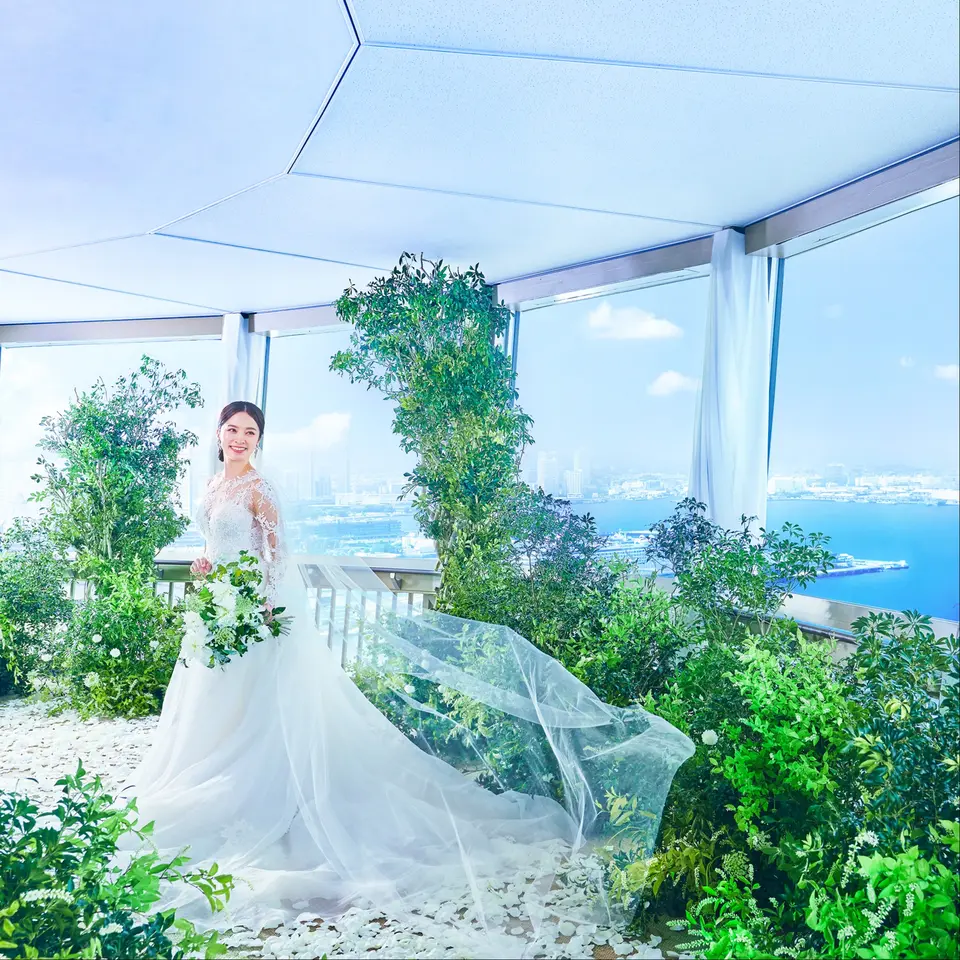 MARINE TOWER WEDDINGのメインビジュアル1