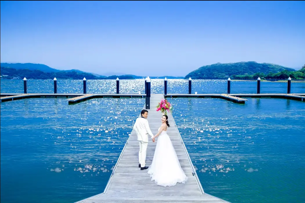 結婚式のスタイルは多種多様。お二人らしい結婚式を開催されたカップルをご紹介いたします