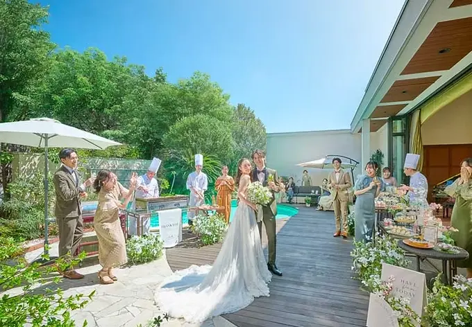 緑と光に包まれた貸切邸宅。アンティアコート岡崎で叶える、一生に一度の憧れウェディング